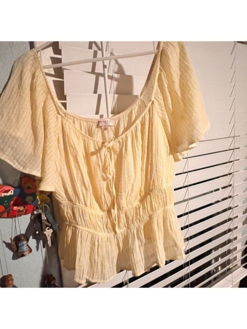 Yellow striped blouse with tie front detail, size 2X #tiedetail #stripes